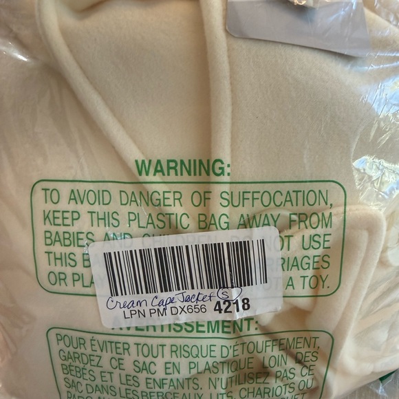 NWT Elegant Cream Women's Cape Coat-S - Picture 11 of 11